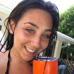 Meet your Posher, Emme